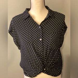 EUC Abercrombie & Fitch Navy Polka Dot Twist Tie Blouse Size Medium
